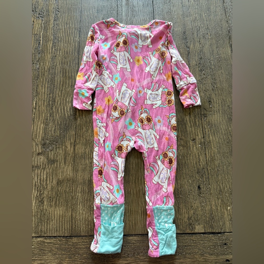 Posh Peanut Pink and White Footies One Piece - Picture 3 of 3